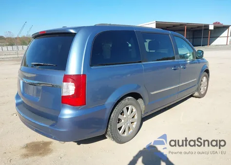 2011 Chrysler Town & Country Touring-L from USA, damaged, VIN 2A4RR8DG4BR758686